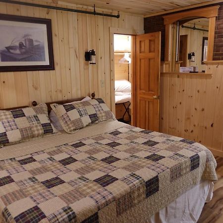 Rangeley Saddleback Inn エクステリア 写真